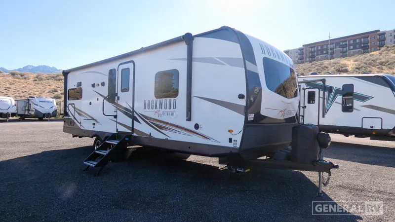 2021 Forest River Rockwood Ultra Lite 2613BS - Photo 2
