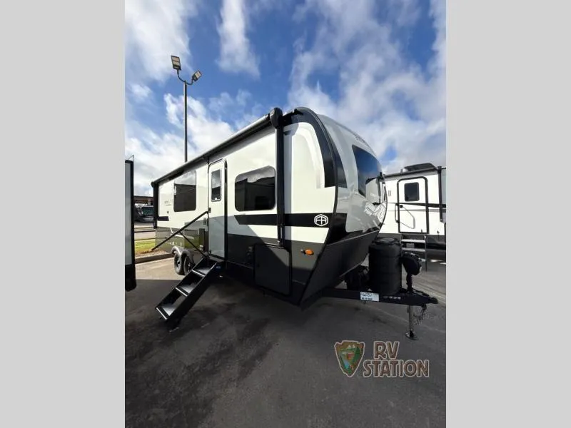 2026 Forest River Rockwood Mini Lite 2522FB - Photo 3