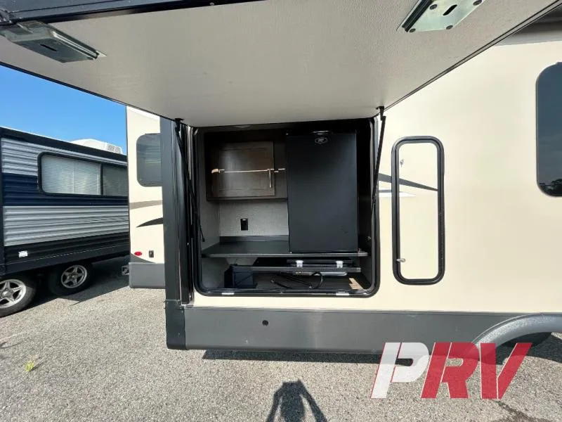2020 Forest River RV Flagstaff Super Lite 29RSWS - Photo 2