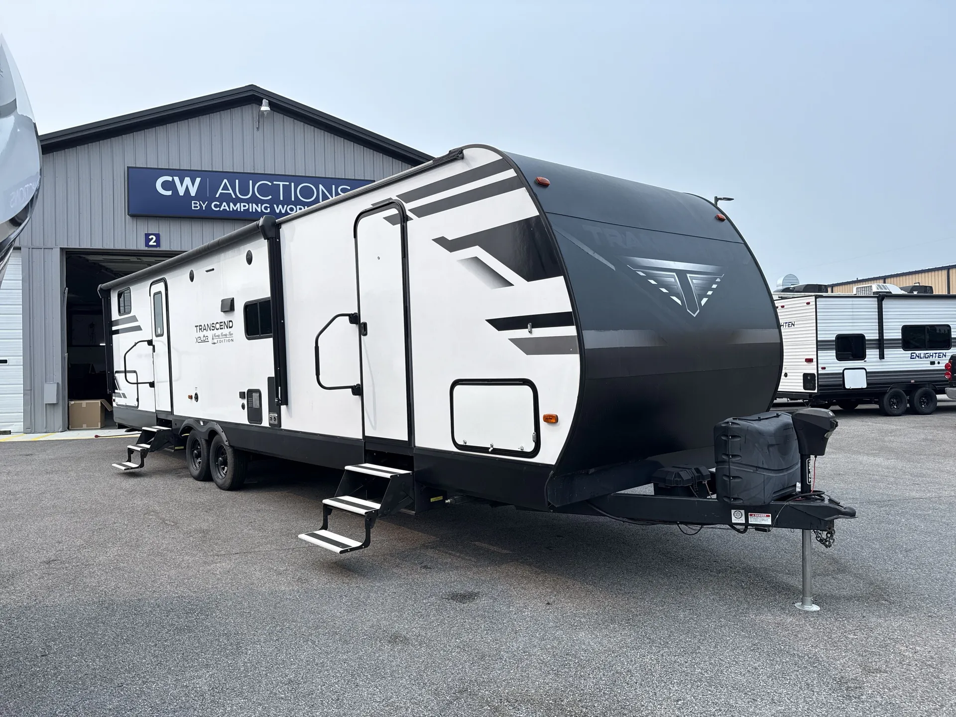 2022 Grand Design Transcend Xplor 321BH - Photo 2