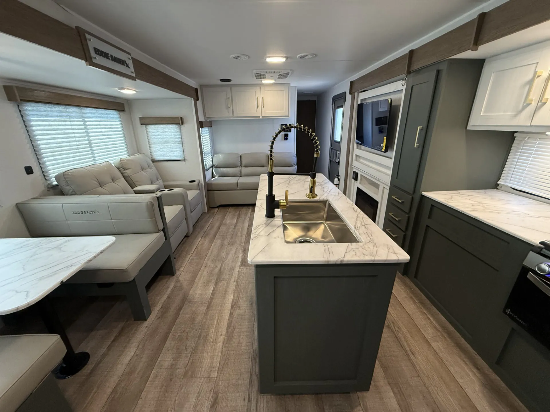 2025 Heartland Eddie Bauer 32MKS - Photo 3