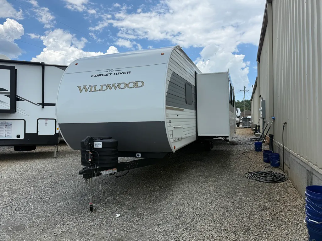 2027 Forest River Wildwood 31KQBTS - Photo 3