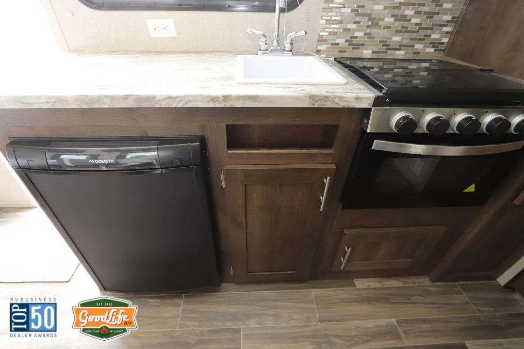 2019 Forest River Shasta 18BH - Photo 4