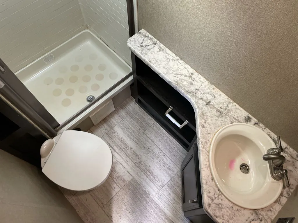 2017 Grand Design Imagine 2800BH, Photos photo 35