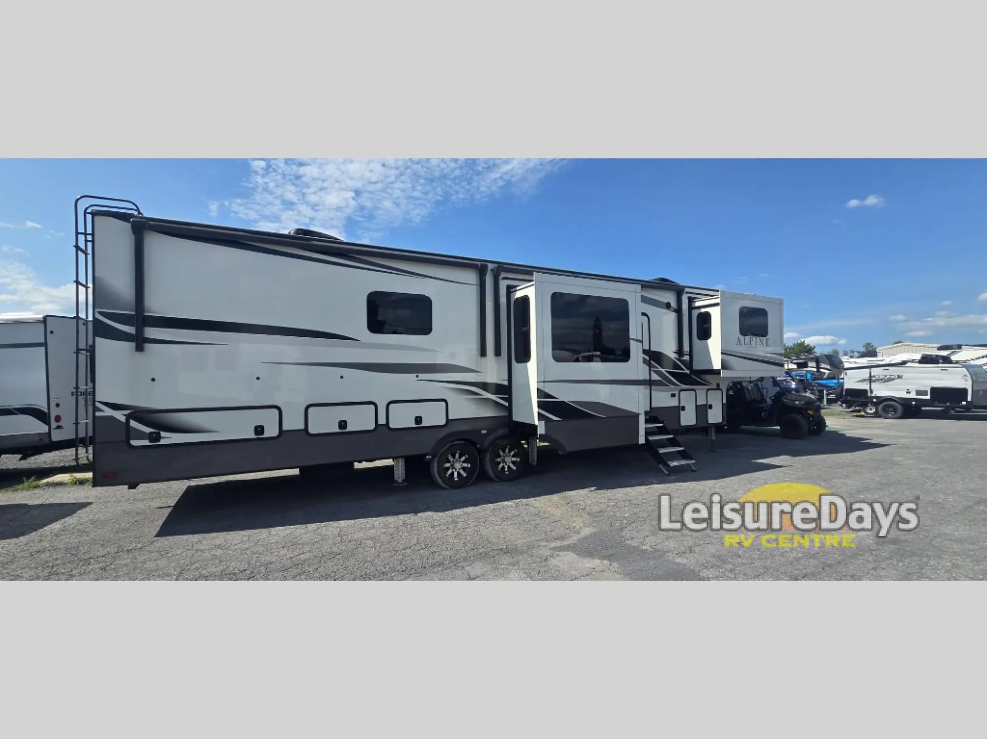 2021 Keystone Alpine 3700FL dealer photo 1 from Leisure Days RV Group