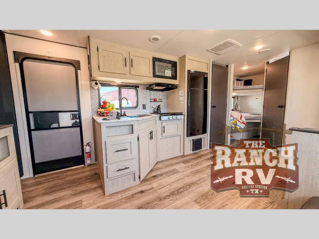 2026 Shasta RVs i-5 Edition 527BHS, Photos photo 7
