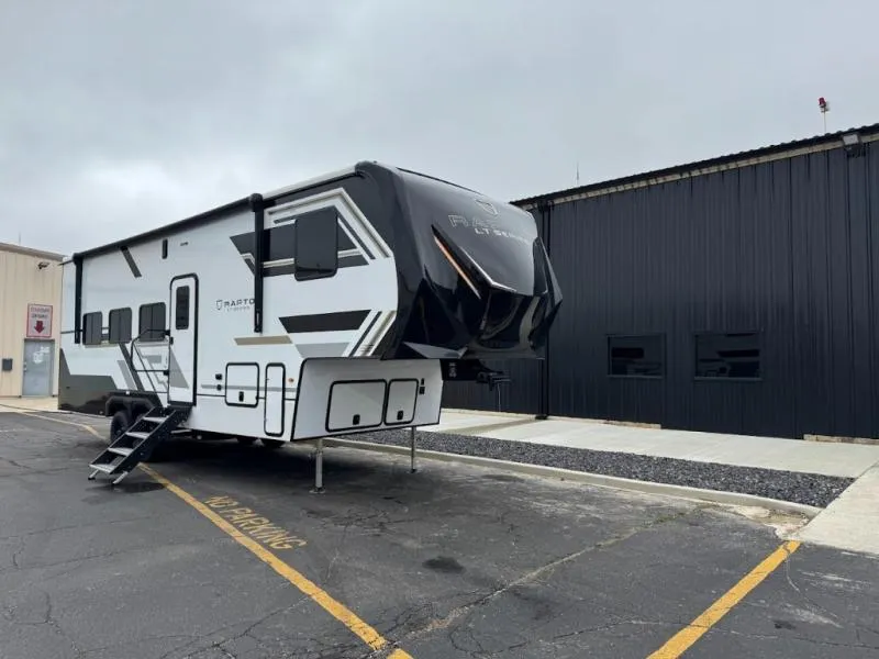 2026 Keystone Raptor Carbon Series 321LT - Photo 2