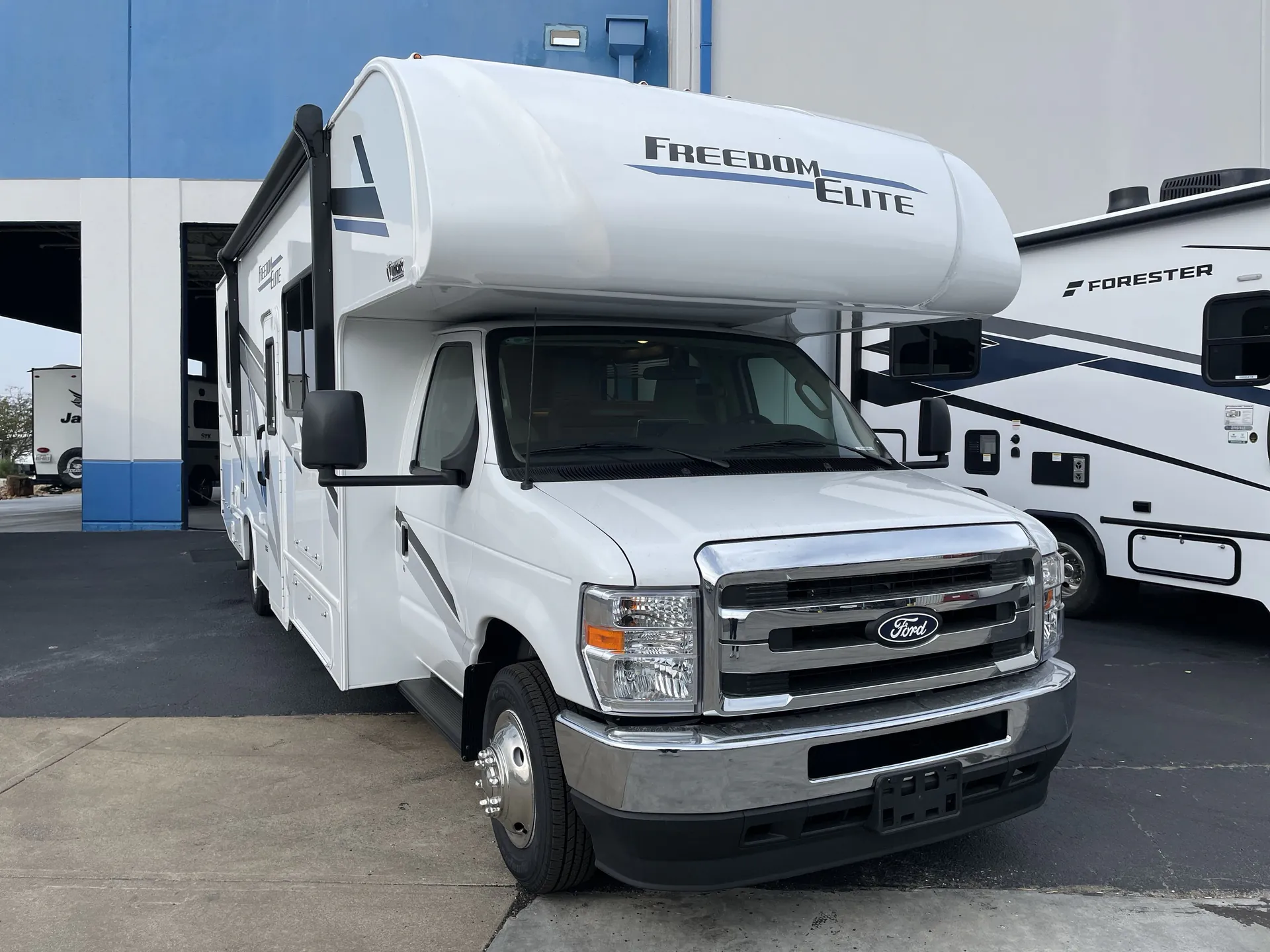 2026 Thor Motor Coach Freedom Elite 28HE