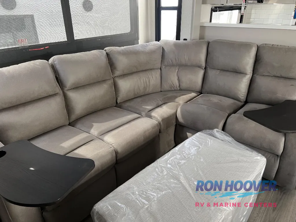2026 Jayco North Point 395DSDB, Photos photo 15