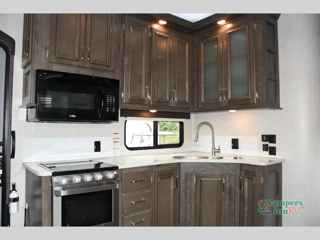 2019 Keystone Montana High Country 377FL, Photos photo 44
