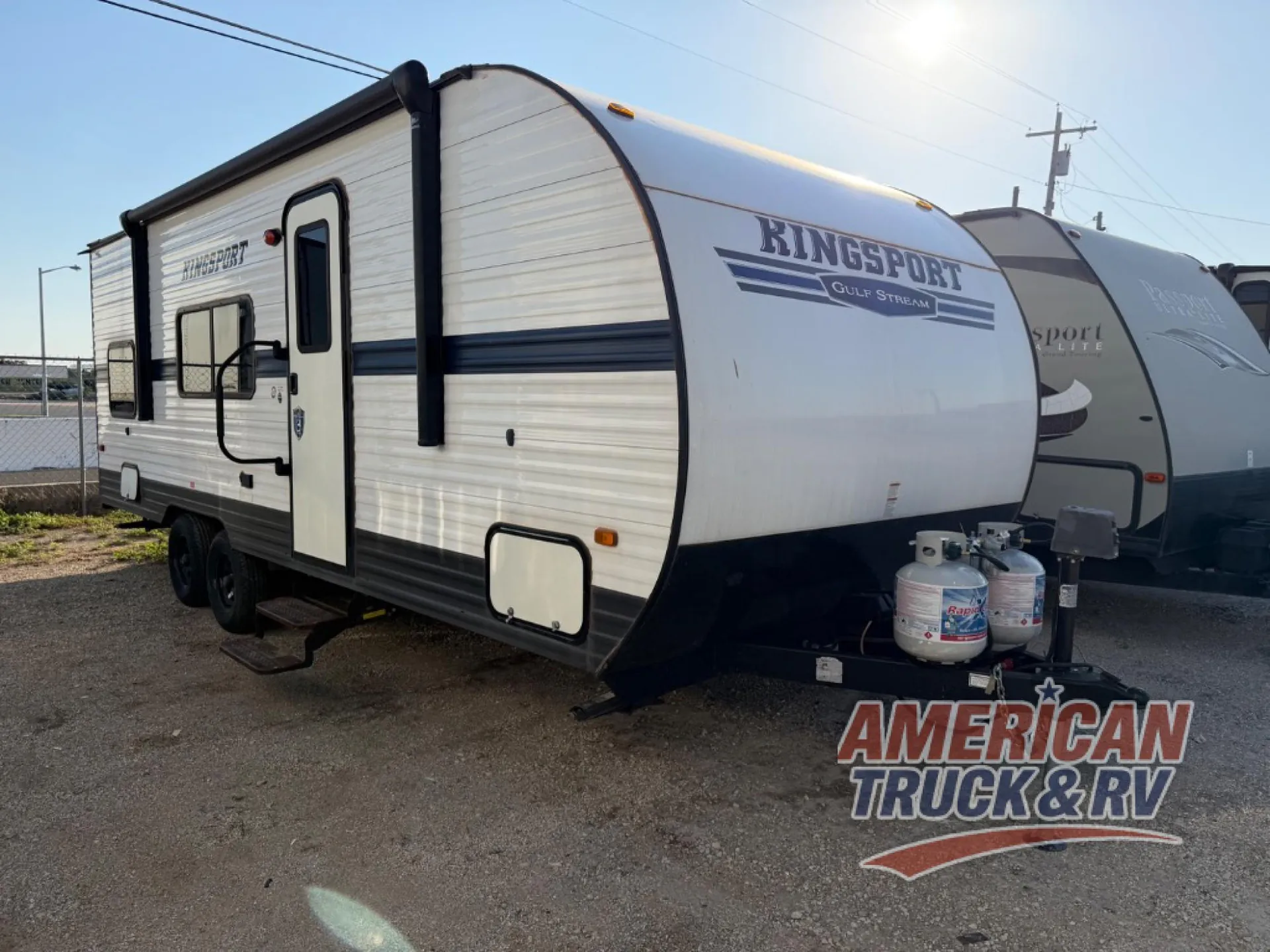 2022 Gulf Stream Kingsport Ultra Lite 248BH - Photo 2