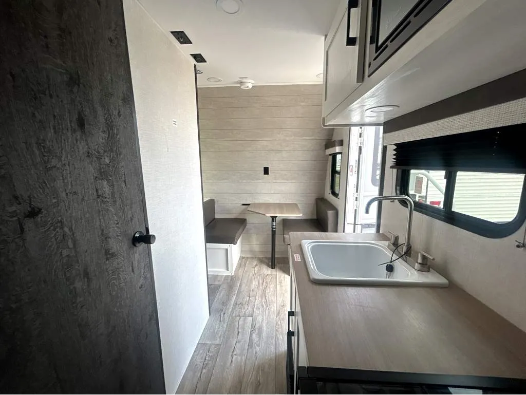 2026 Venture RV Sienna Lite SA140VFD, Photos photo 13