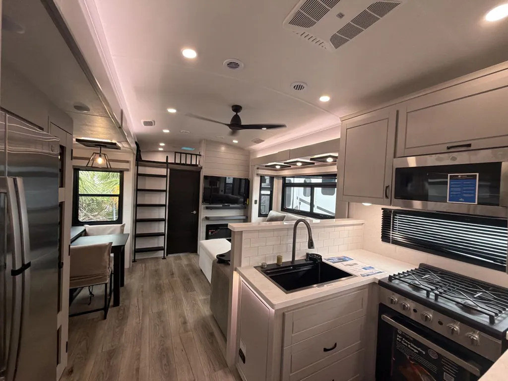 2026 Jayco North Point 395DSDB, Photos photo 14