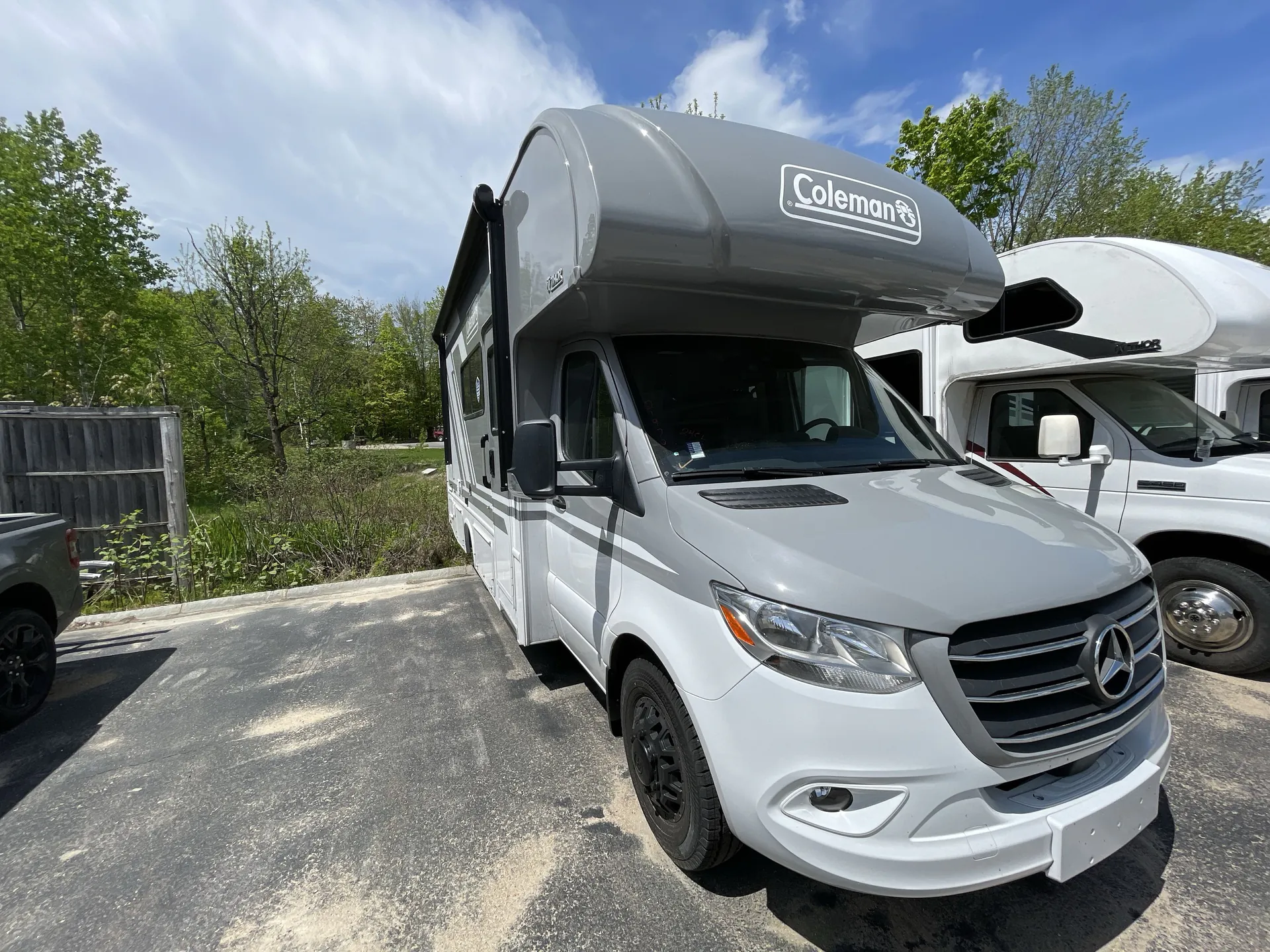 2026 Thor Motor Coach Coleman 24CL - Photo 2