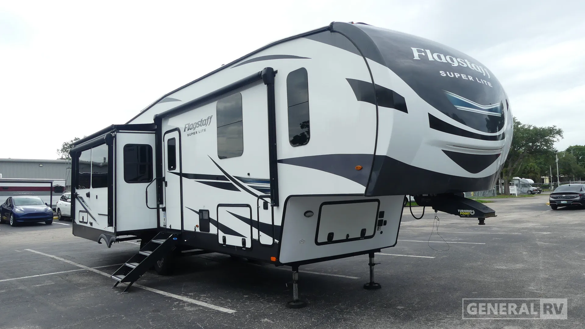 2022 Forest River Flagstaff Super Lite 528MBS - Photo 2
