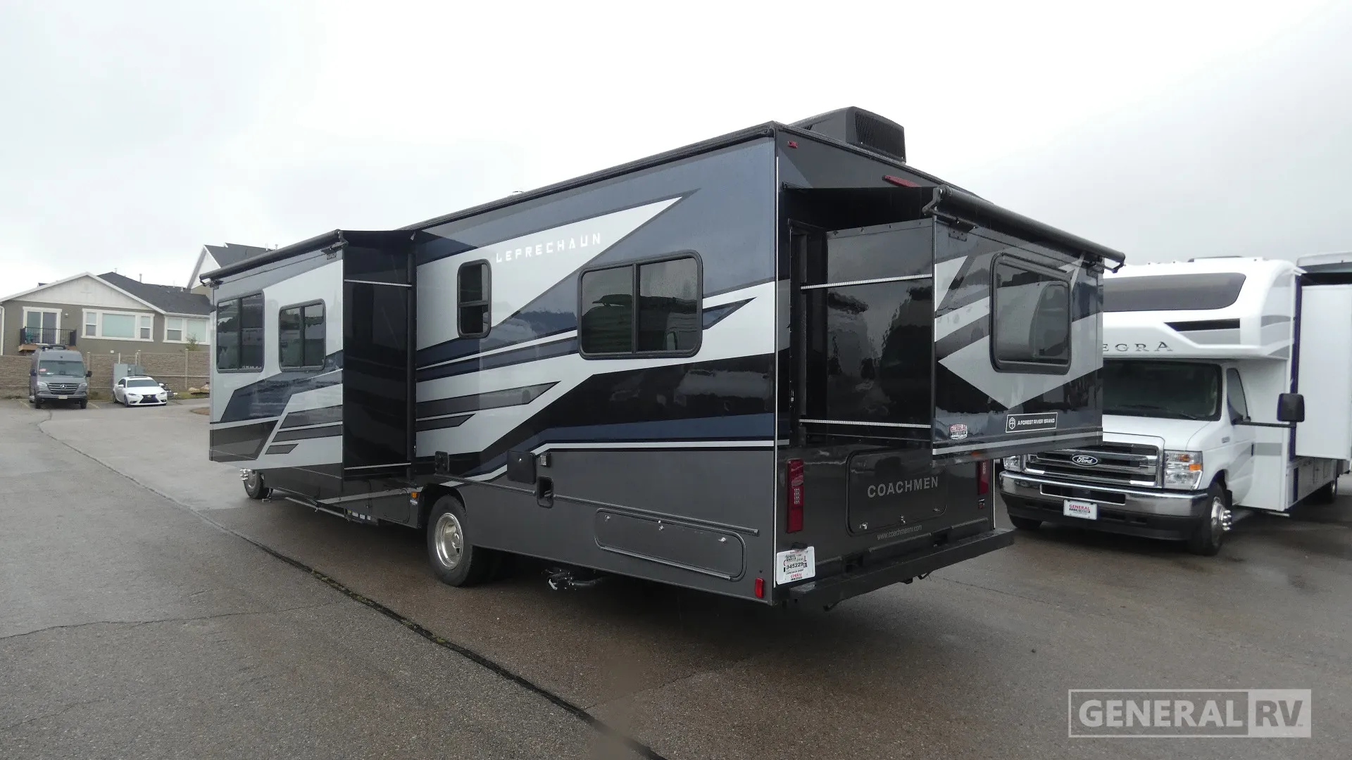 2026 Coachmen Leprechaun 300RS - Photo 4