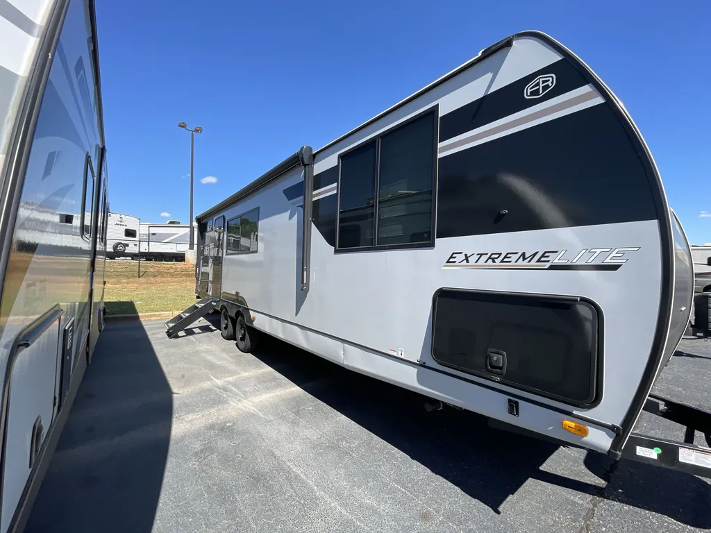 2026 Forest River Vibe Extreme Lite 2600BH, Photos photo 5