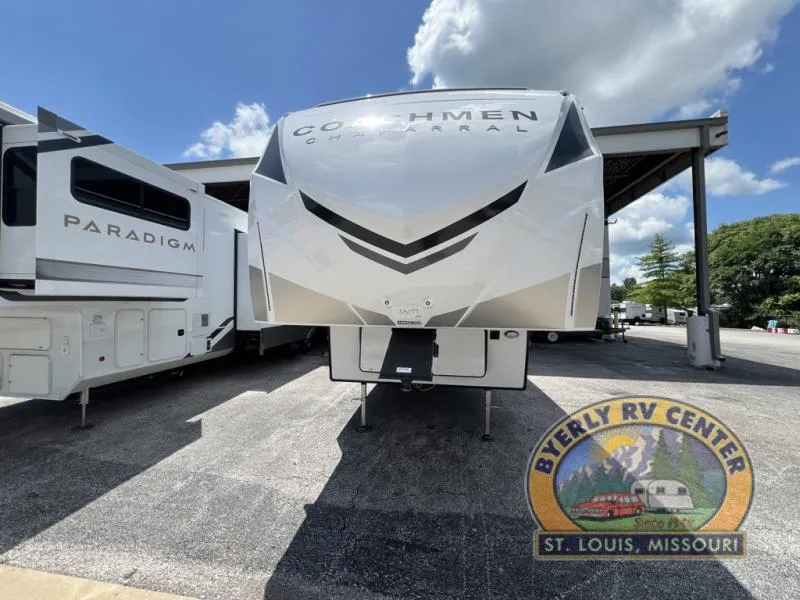 2026 Coachmen Chaparral 336TSIK - Photo 4