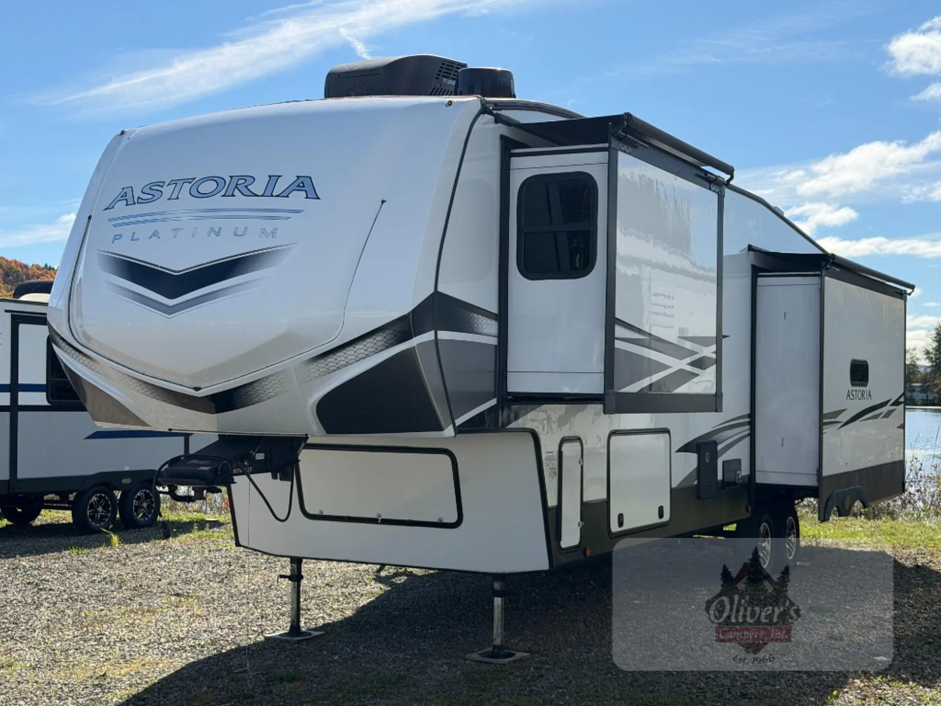 2023 Dutchmen Astoria 3173RLP - Photo 4