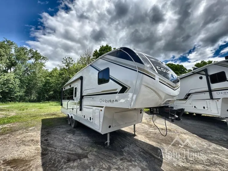 2026 Keystone Cougar Half-Ton 26RES - Photo 2