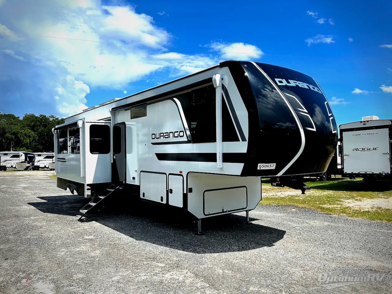 2026 K-Z Durango D341RPT - Photo 2