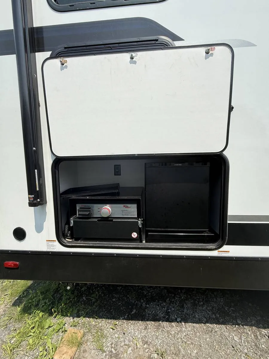 2024 Forest River SURVEYOR LEGEND 260BHL - Photo 4