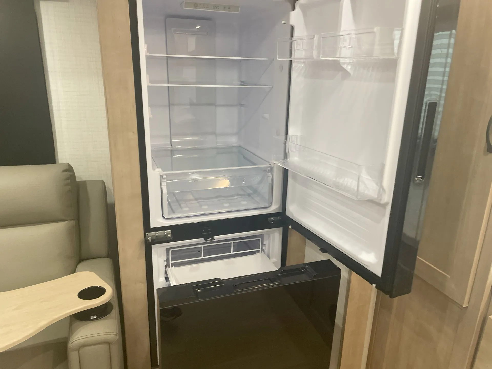 2025 Forest River Solaire 2300FKBS dealer photo 9 from Camping World
