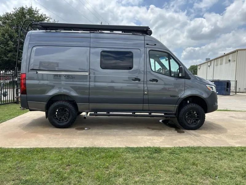 2027 Winnebago Revel Sport 44C - Photo 4