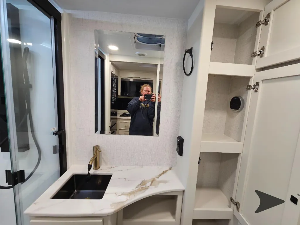 2026 Brinkley Model Ix 20X, Photos photo 17