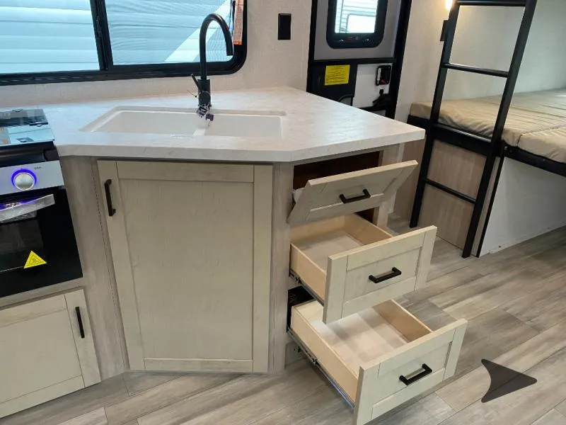 2026 Wayfinder RV Go Play 27BPS - Photo 3