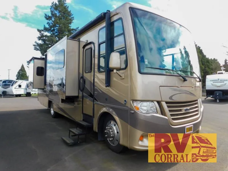 2016 Newmar Bay Star Used    3227 - Main photo