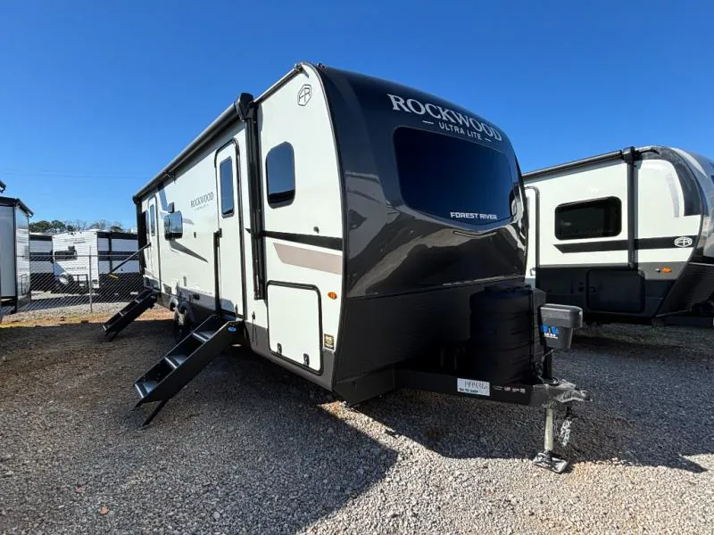 2025 Forest River Rockwood Ultra Lite 2618RD - Photo 2