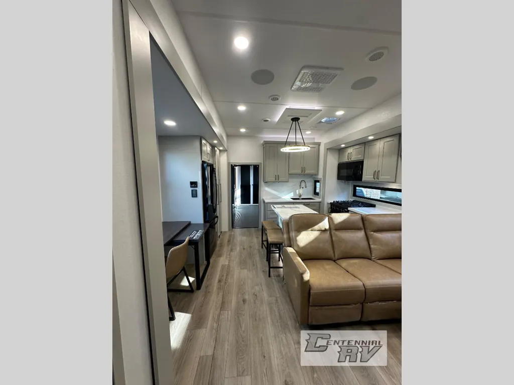 2026 Brinkley Model G 3950, Photos photo 26