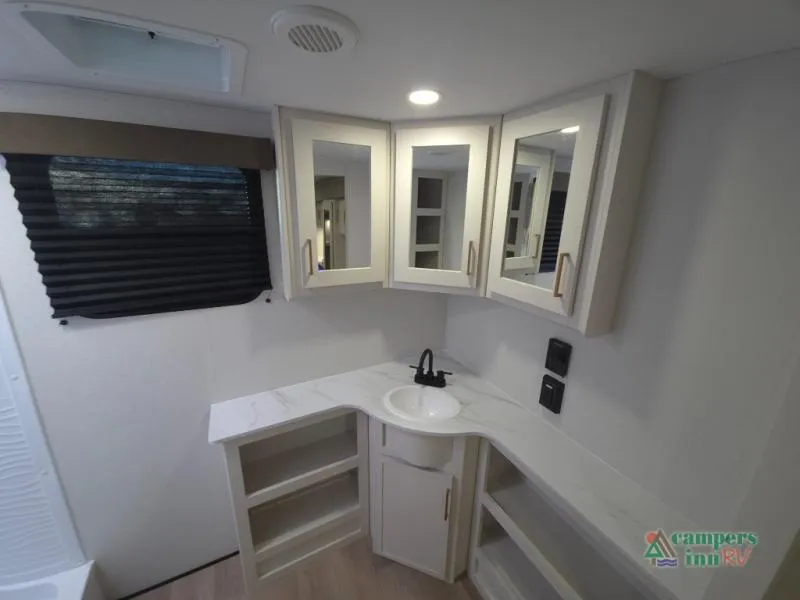 2026 Grand Design Transcend Xplor 26RBX - Photo 4