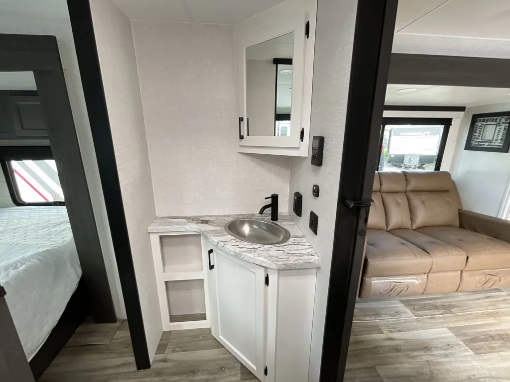 2026 Venture RV Stratus SR262VFK, Photos photo 34