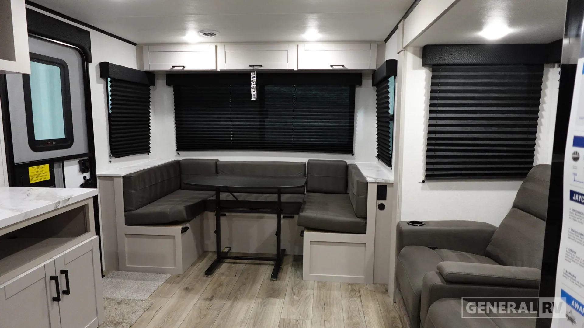 2026 Jayco Jay Feather SL 25RLSL - Photo 3