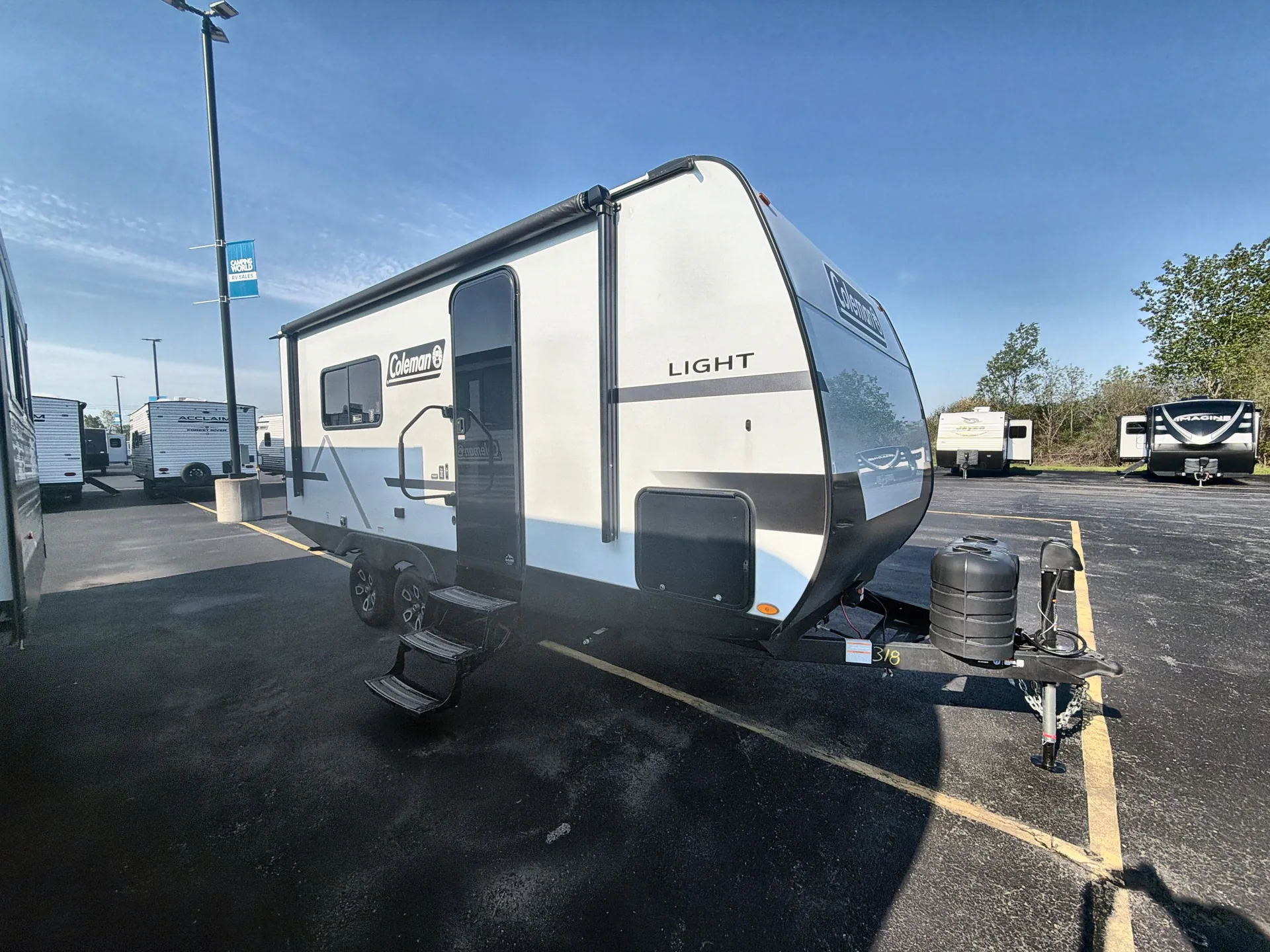 2026 Keystone Coleman Light 18RX - Photo 2