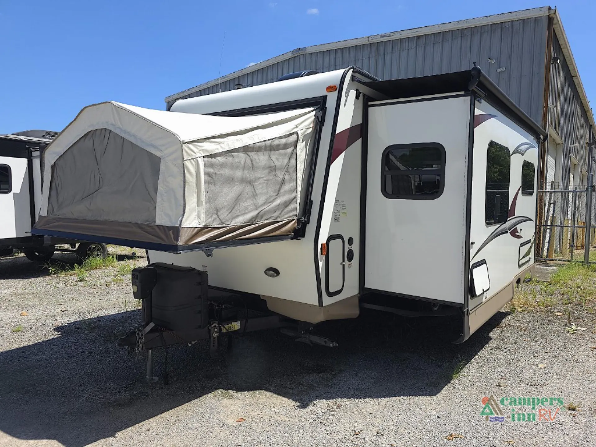 2017 Forest River Rockwood Roo 21SS - Photo 4