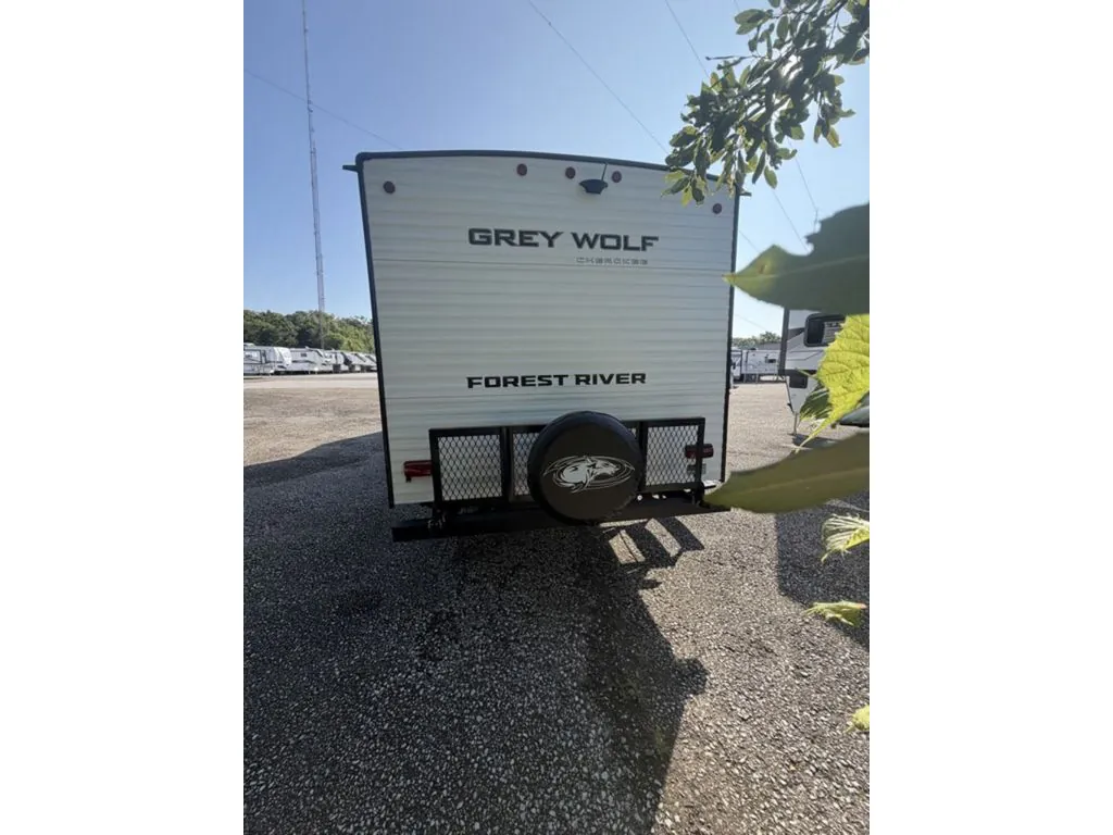 2027 Forest River Cherokee Grey Wolf 26KF, Photos photo 9