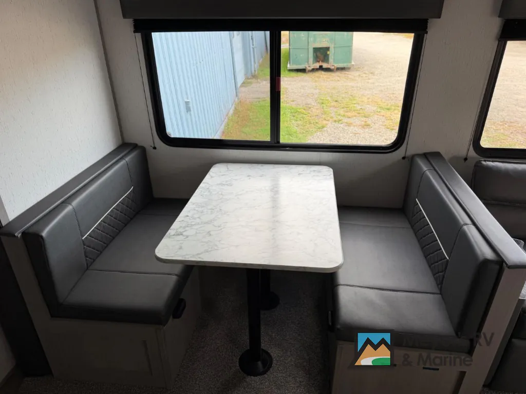 2022 Dutchmen Coleman Lantern 263BH, Photos photo 10