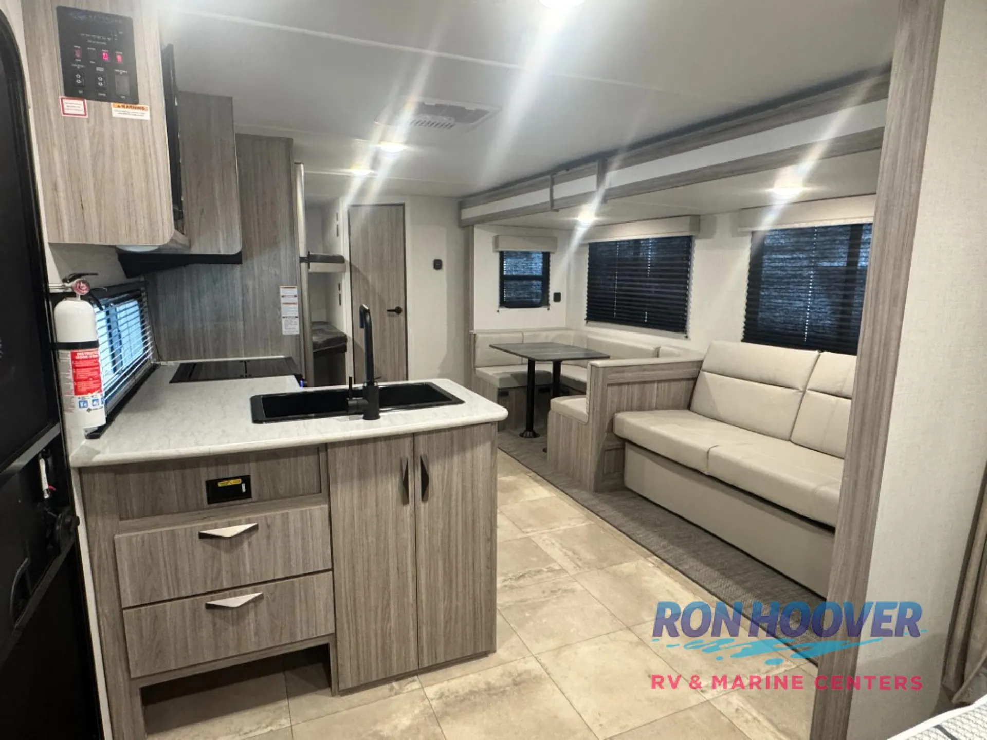 2024 Keystone Passport SL 268BH - Photo 3