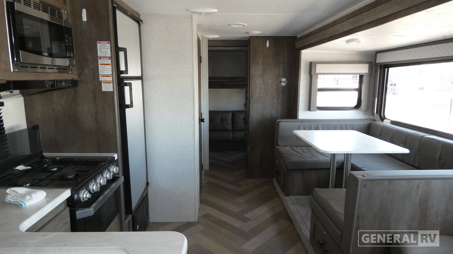 2021 Forest River Wildwood 273QBXL - Photo 3