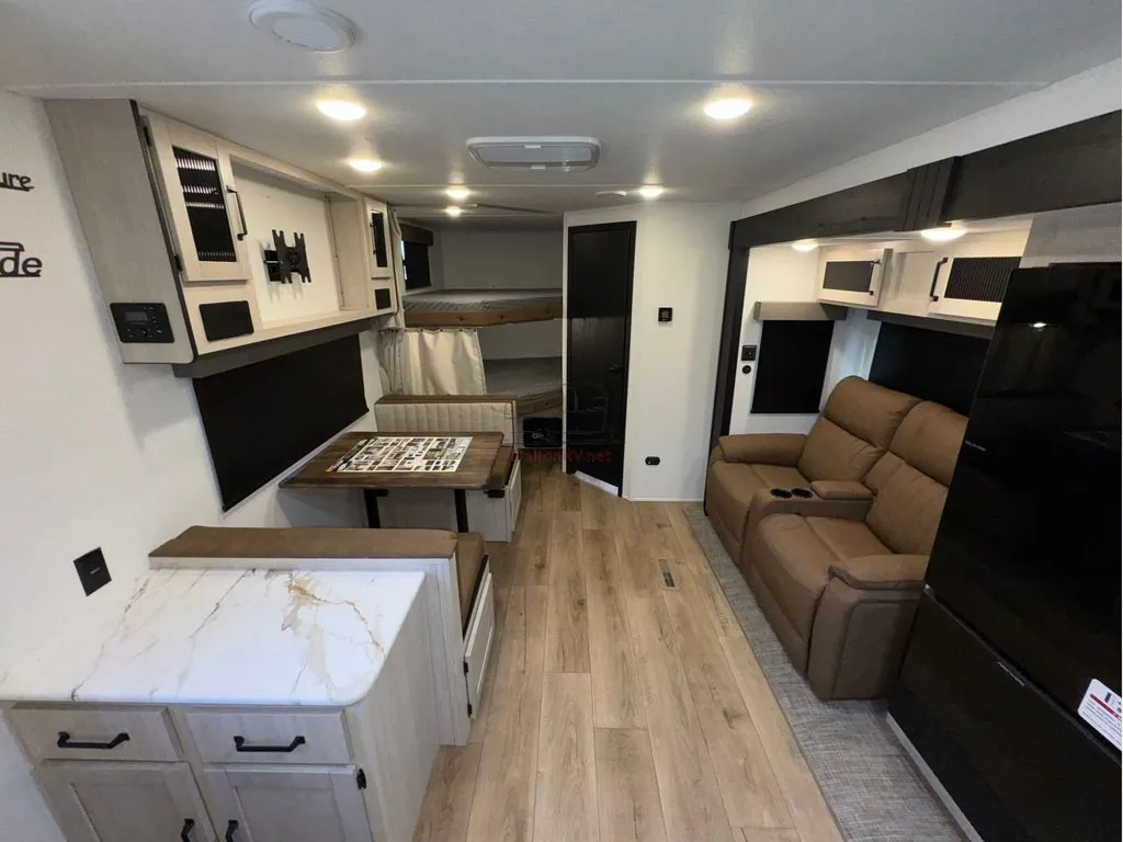 2027 Palomino Puma 25BHS - Photo 4
