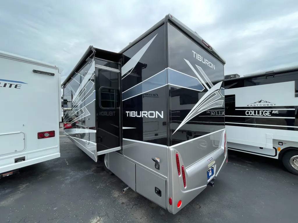 2024 Thor Motor Coach Tiburon 24FB, Photos photo 18