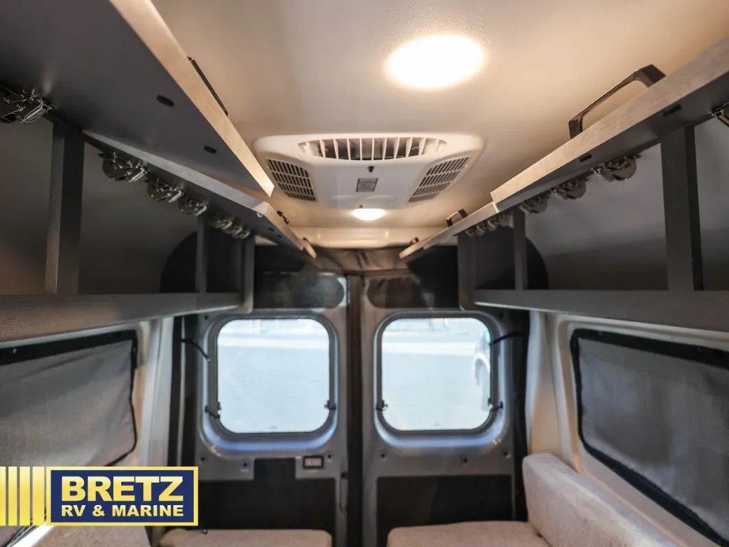 2026 Thor Motor Coach Tellaro 20U, Photos photo 27