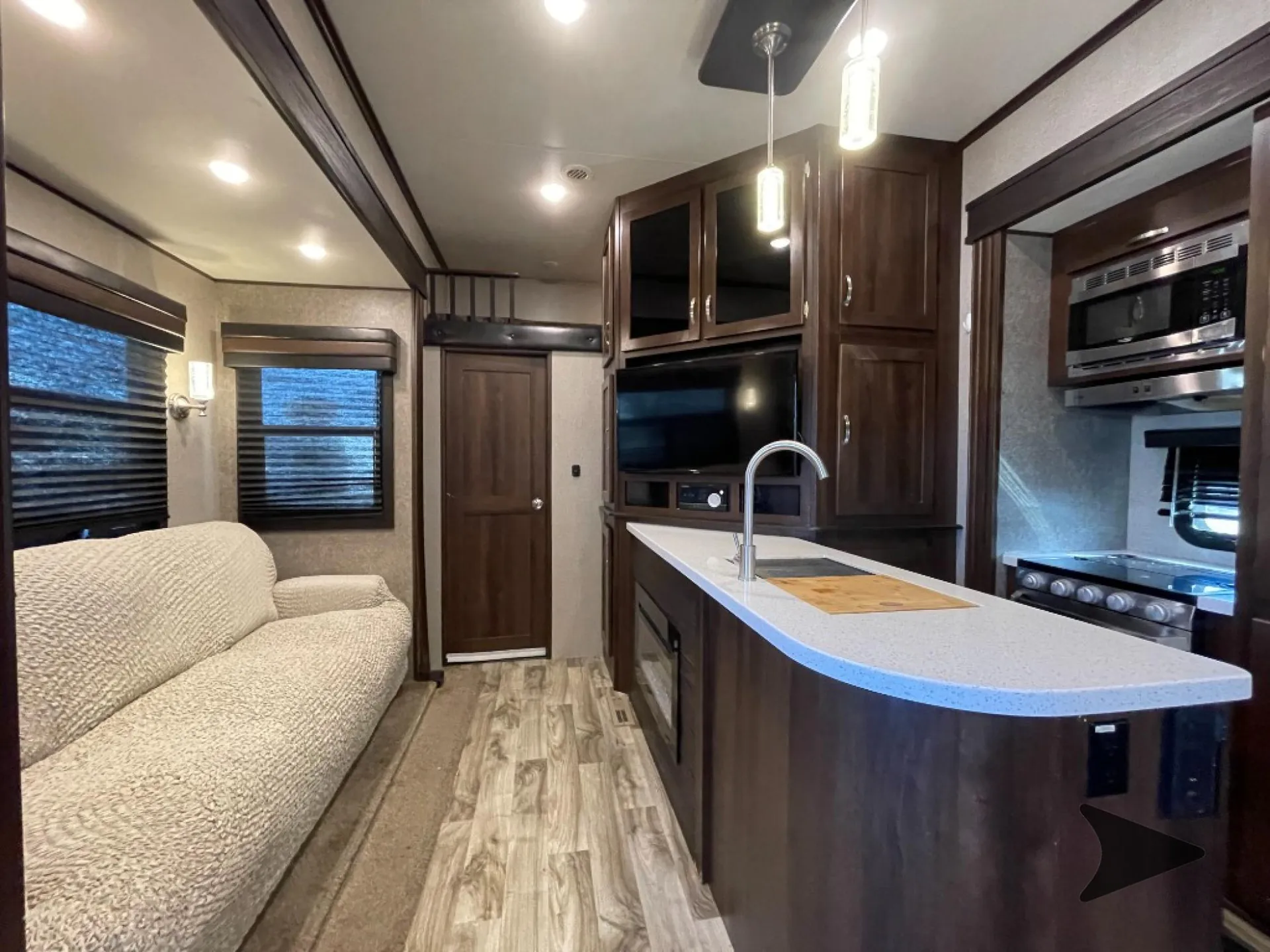 2019 Jayco Talon 403T - Photo 4