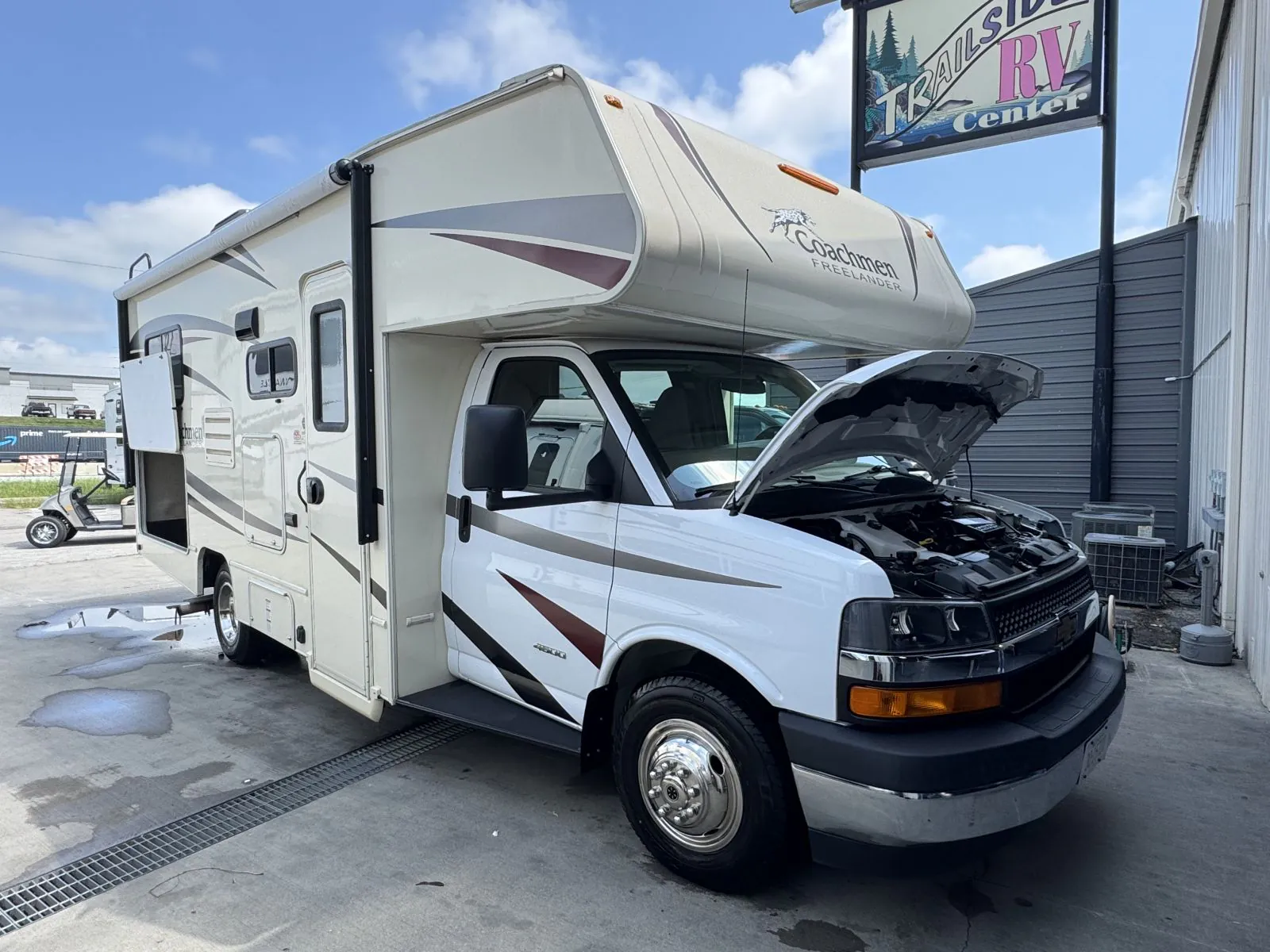 2017 Coachmen Freelander 21QB - Photo 2