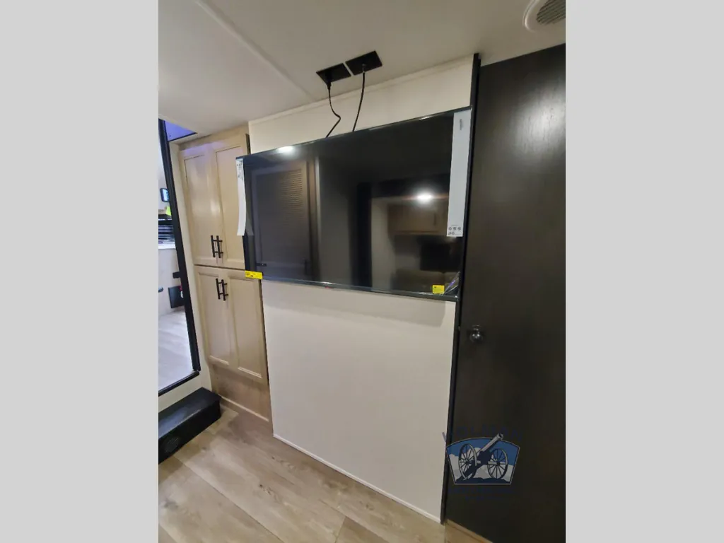 2027 Forest River Cherokee Timberwolf 39DC, Photos photo 38