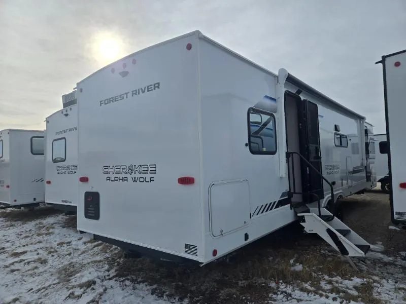 2026 Forest River Cherokee Alpha Wolf 29DCB - Photo 4