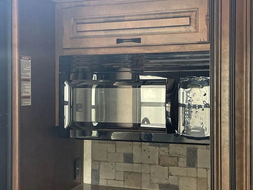 2014 Keystone Raptor 415, Photos photo 15